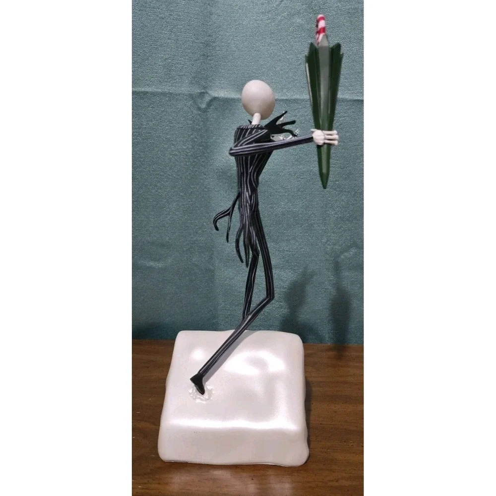 Nightmare Before Christmas What is this? Jack Skellington 11-Inch PVC Statue